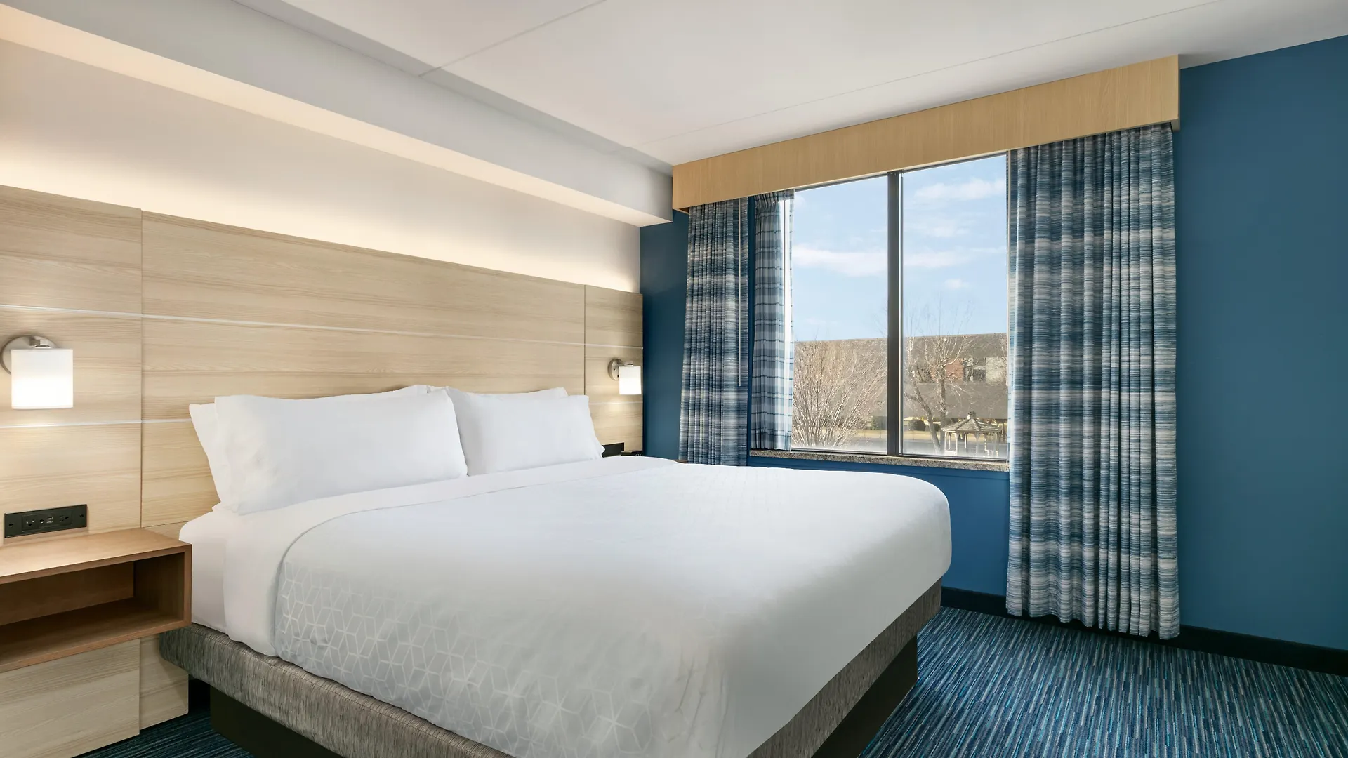 Holiday Inn Express Hotel & Suites Norfolk Airport By Ihg