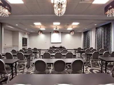 Holiday Inn Express Hotel & Suites Norfolk Airport By Ihg