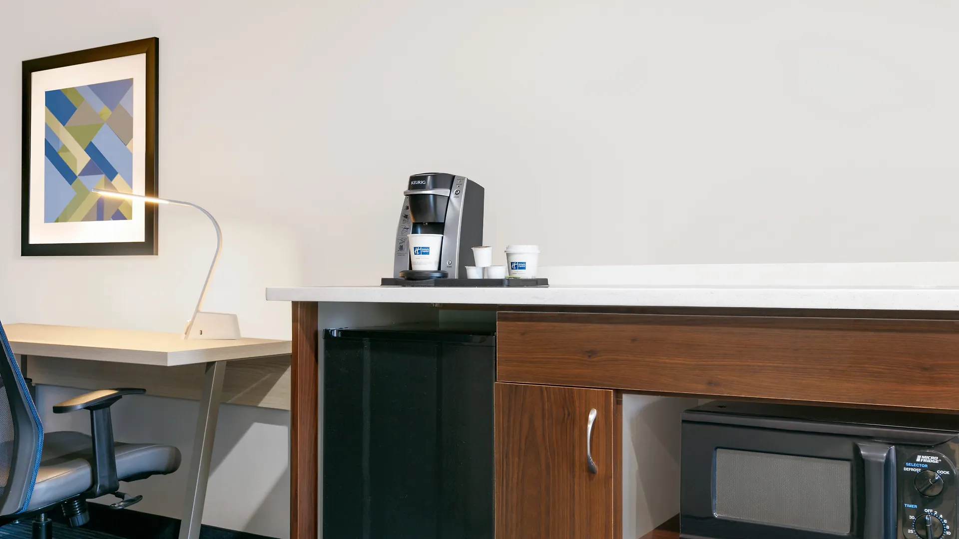 Holiday Inn Express Hotel & Suites Norfolk Airport By Ihg United States